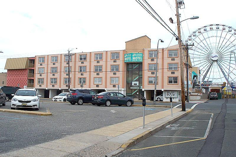 Aztec Ocean Resort Seaside Heights Exterior photo